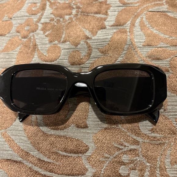 Prada Black Women's Sunglasses - Picture 1 of 6